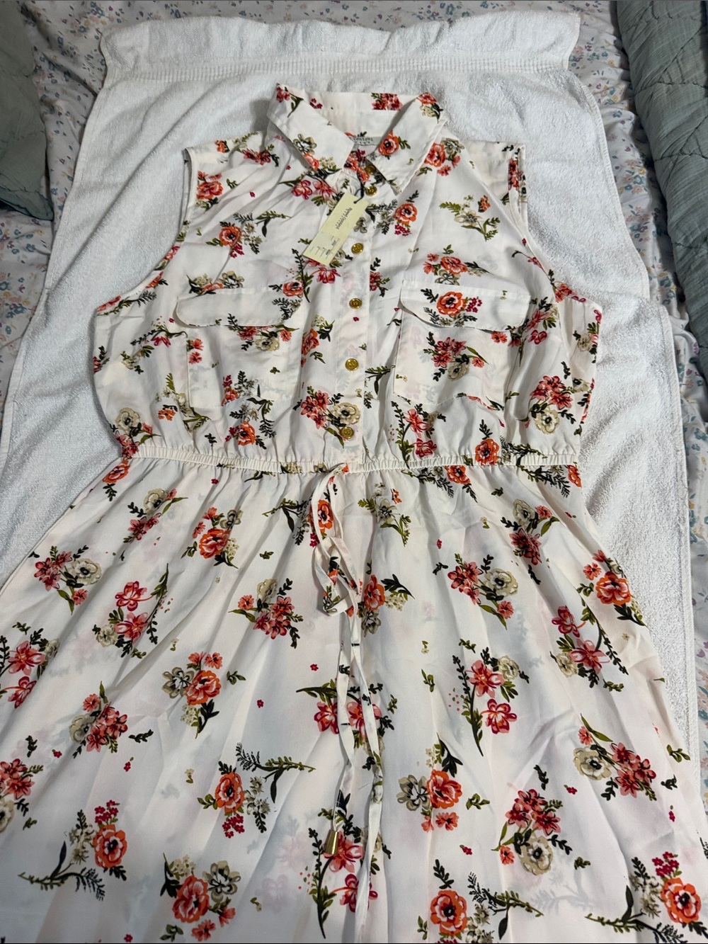 Speed Control White Floral Sleeveless Shirtdress with Pink & Green Print